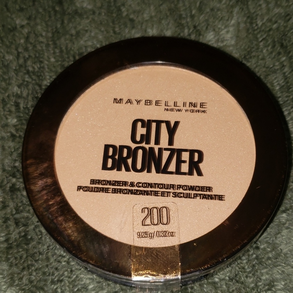 Maybelline Bronzer AND Contour